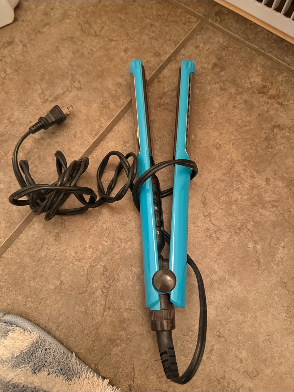 Turquoise Hair Flat Iron - Compact Styling Straightener
